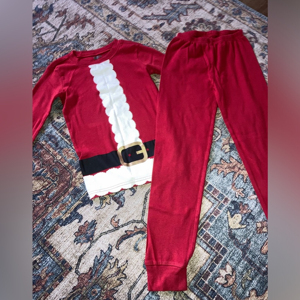Crazy 8 Santa Pajamas, Size 7